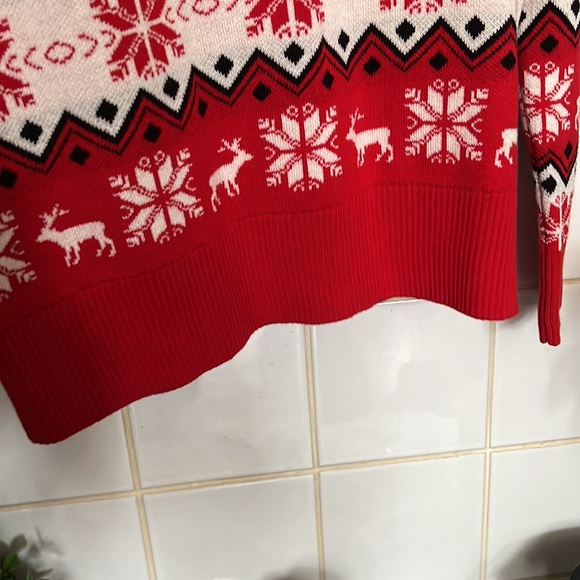 NWT Women’s Charter Club Reindeer/Snowflake Christmas Knit Sweater - Size Small - Picture 7 of 7